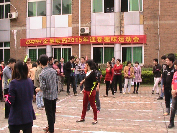 欧美黑吊大战白妞欧美大片