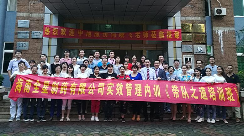 欧美黑吊大战白妞欧美大片