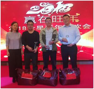 欧美黑吊大战白妞欧美大片