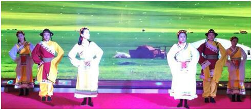 欧美黑吊大战白妞欧美大片