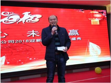 欧美黑吊大战白妞欧美大片