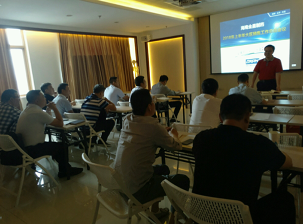 欧美黑吊大战白妞欧美大片