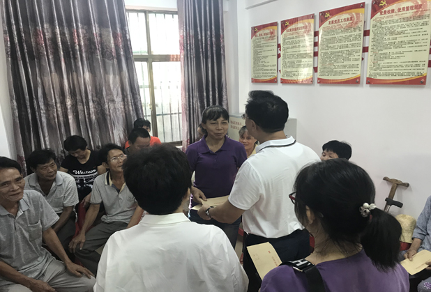 欧美黑吊大战白妞欧美大片