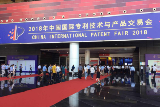 欧美黑吊大战白妞欧美大片