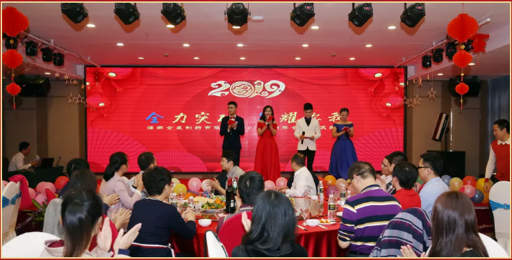 欧美黑吊大战白妞欧美大片