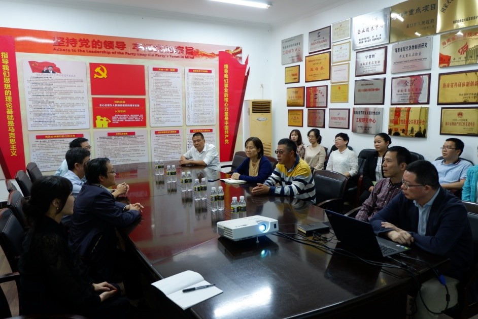 欧美黑吊大战白妞欧美大片