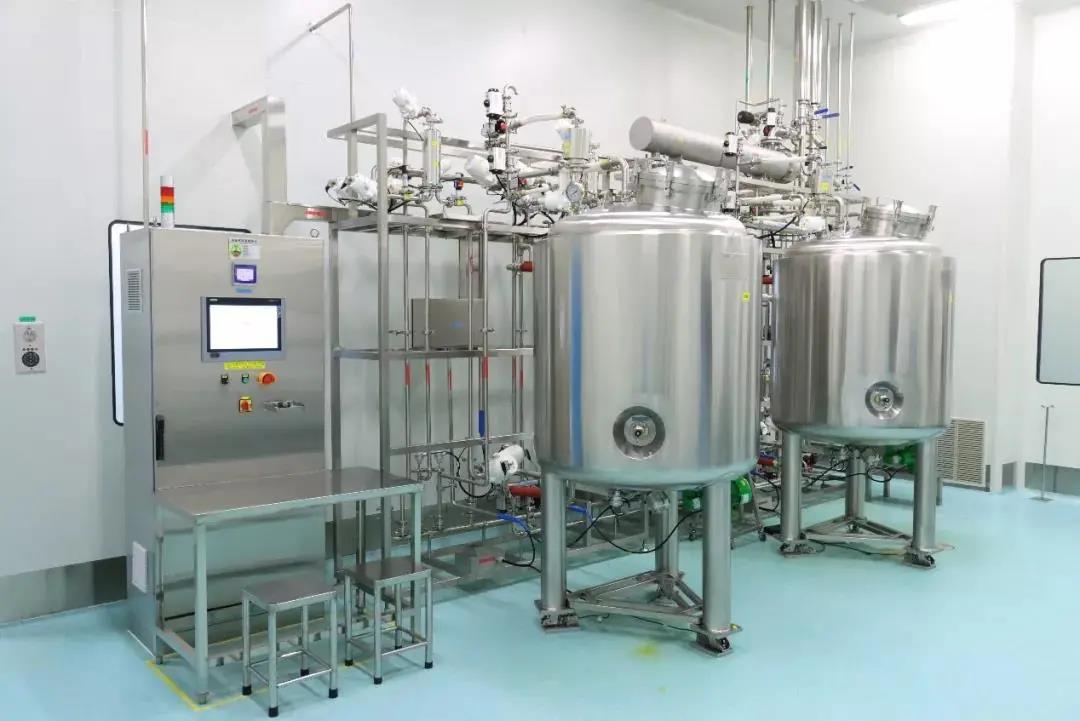 欧美黑吊大战白妞欧美大片