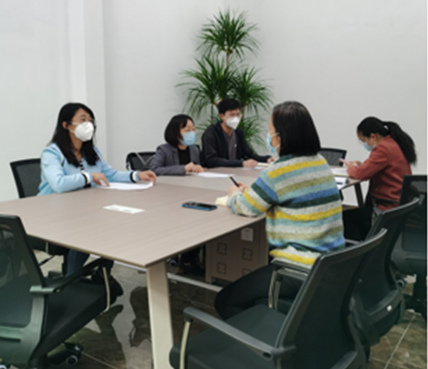 欧美黑吊大战白妞欧美大片